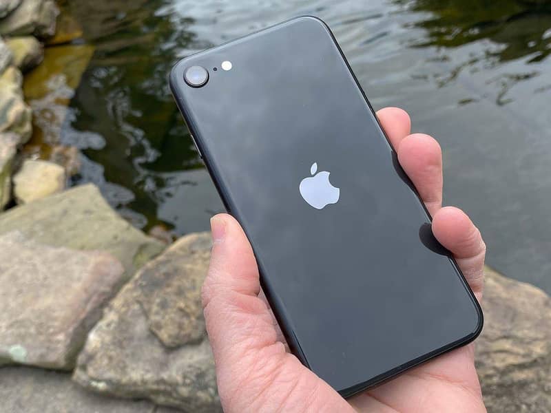 Apple iPhone SE 0