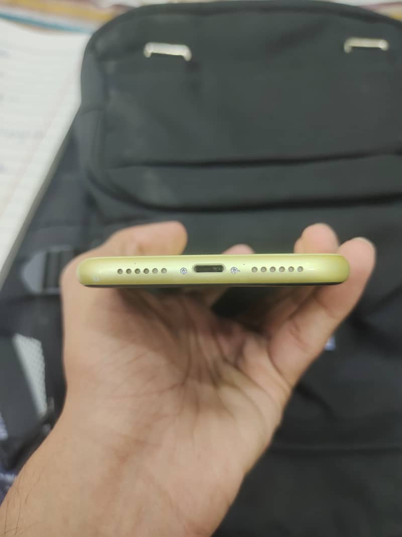 Apple iPhone 11 2