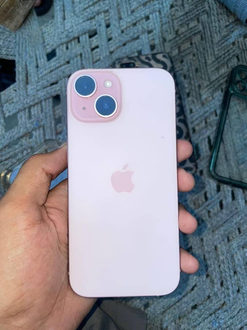 iPhone 15 1
