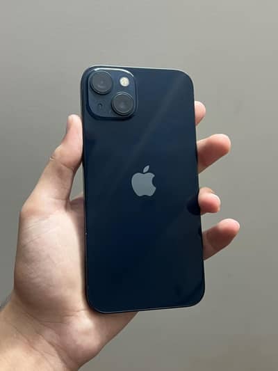 Apple iPhone 13