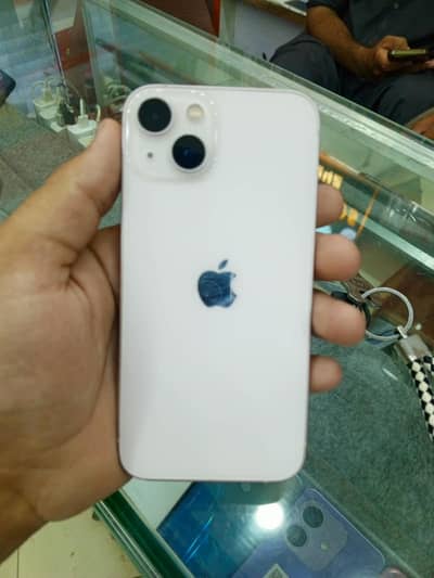 Apple iPhone 13