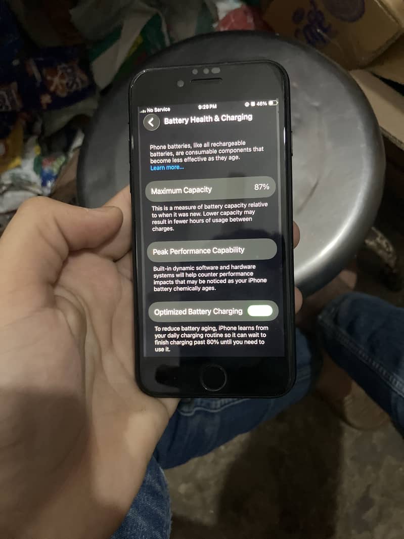 Apple iPhone SE 8