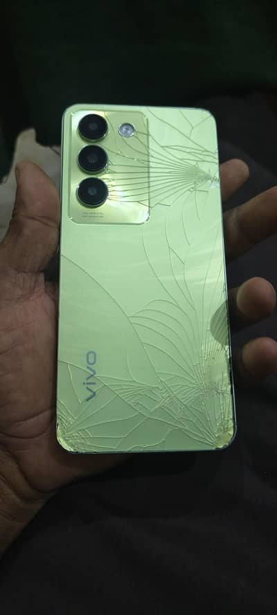 Vivo Y100