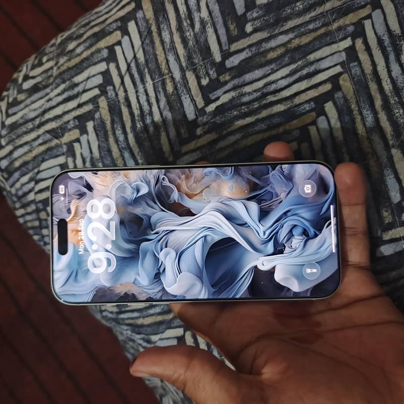 Apple iPhone 17 Pro Max 1