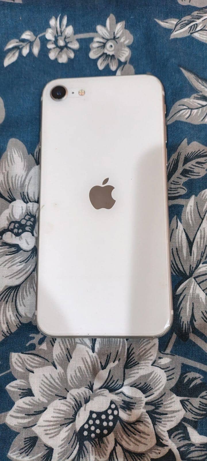 Apple iPhone SE 0