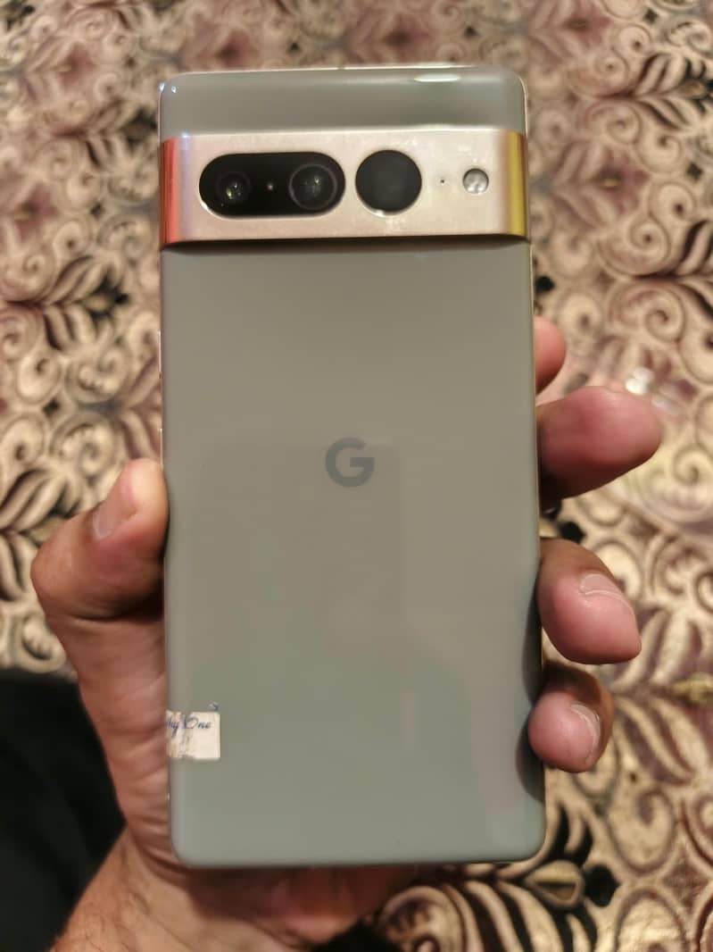 Google pixel 7 Pro 1