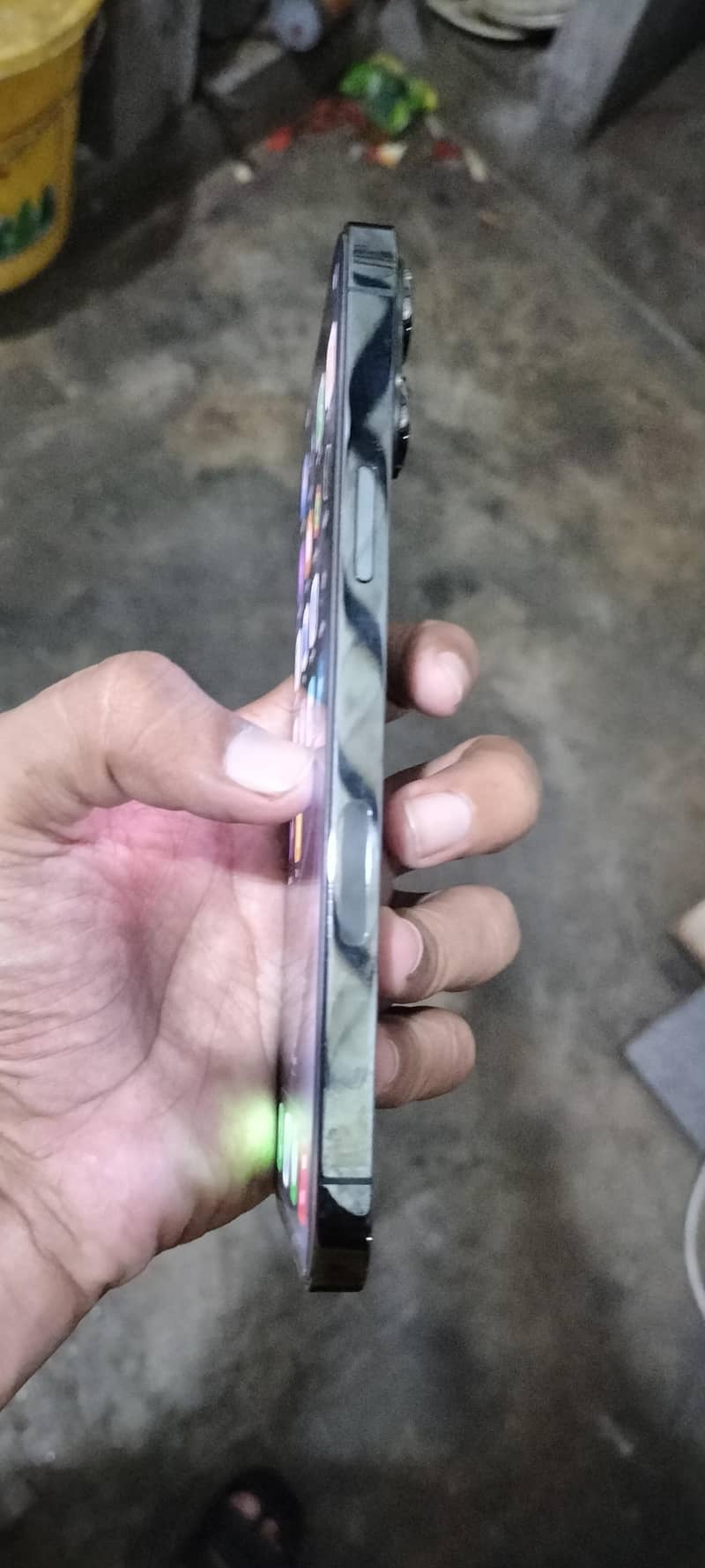 Apple iPhone 13 Pro Max 2