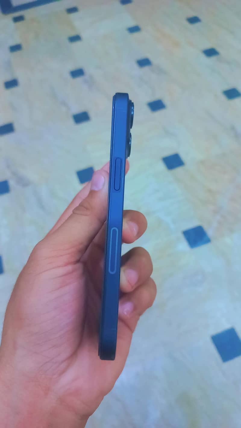 Apple iPhone 14 2