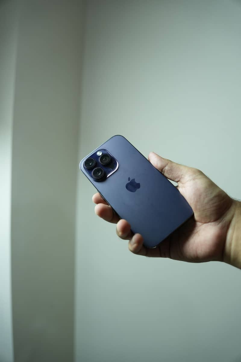 Apple iPhone 14 Pro 1