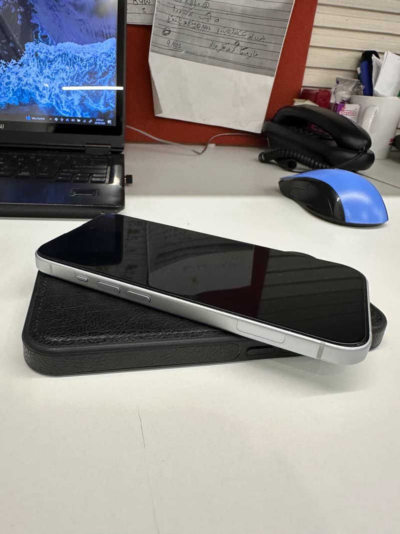 Apple iPhone 15 1