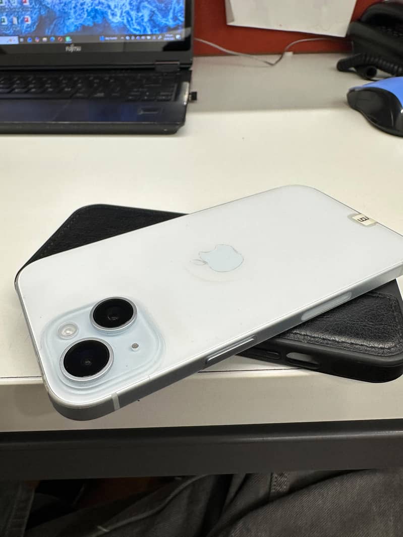 Apple iPhone 15 6