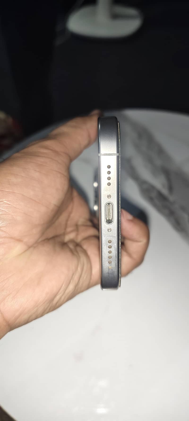 Apple iPhone 16 Pro Max 2