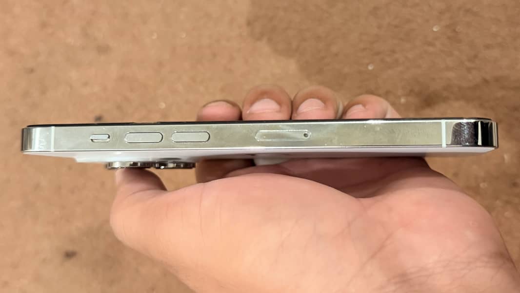 Apple iPhone 14 Pro 5
