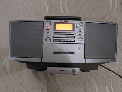 Sony CD Player Tape Player Radio FM AM AUX Optical Model ZS-D5 Boombox