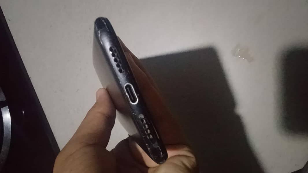 One Plus 6T 3