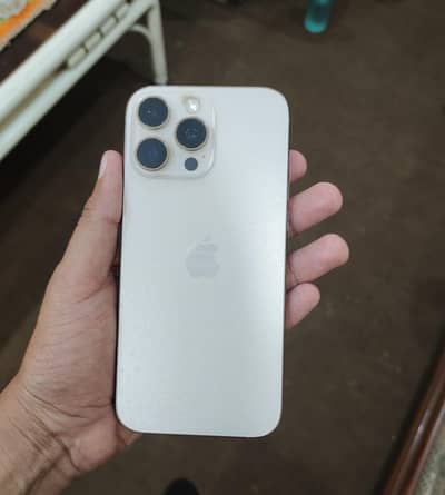 Apple iPhone 16 Pro Max JV