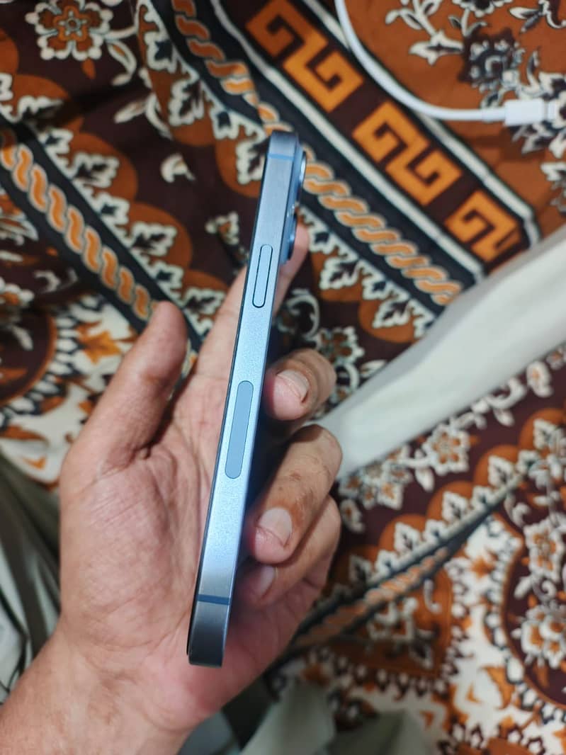 Apple iPhone 14 2
