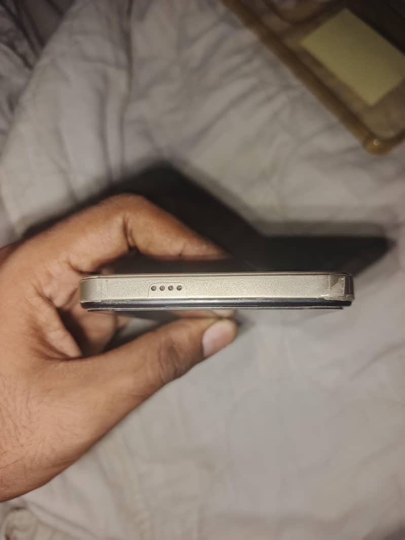 Tecno Spark 20C 2