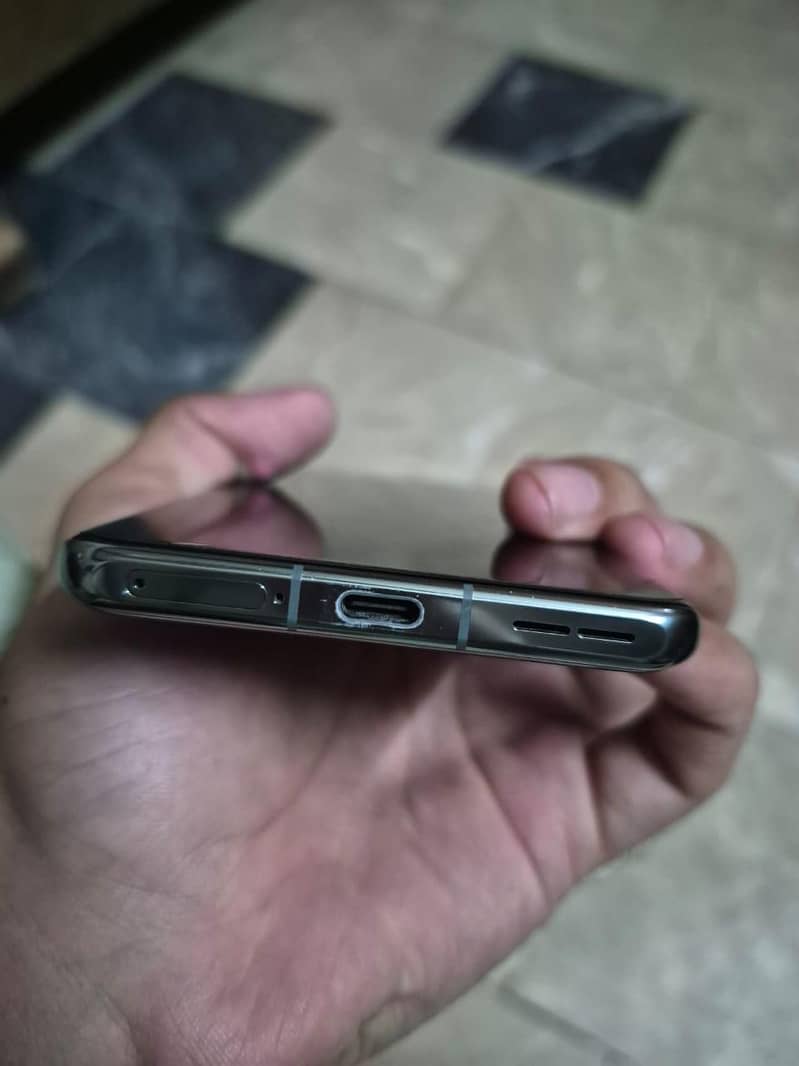 One Plus 11 5