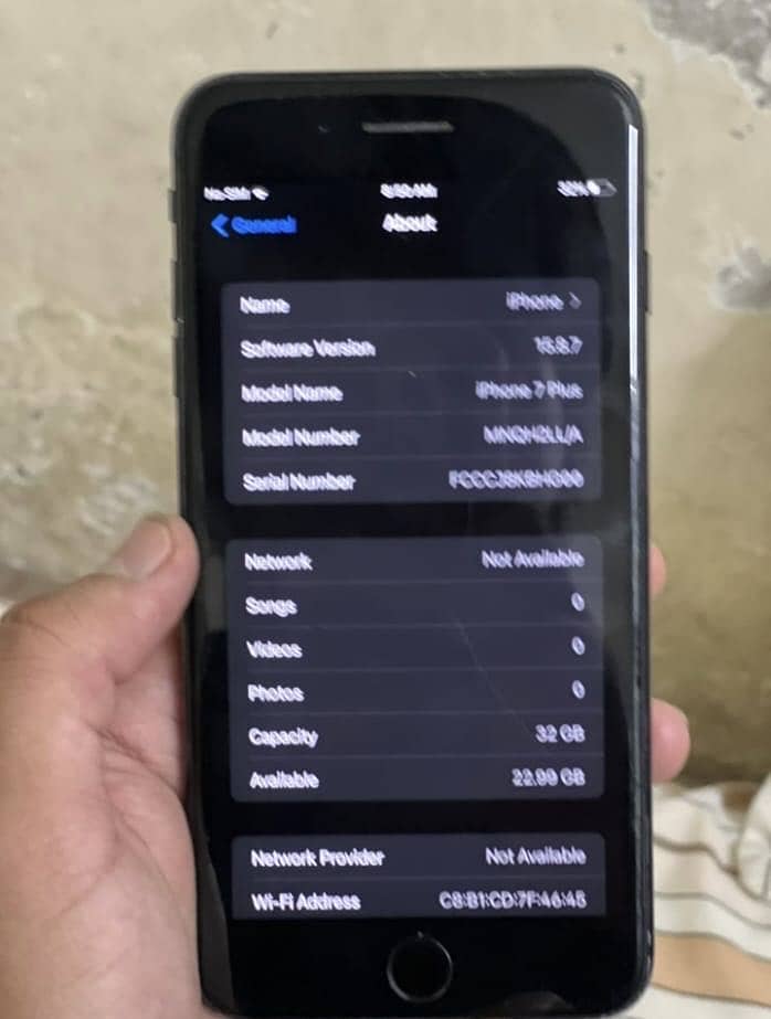 Apple iPhone 7 Plus 3
