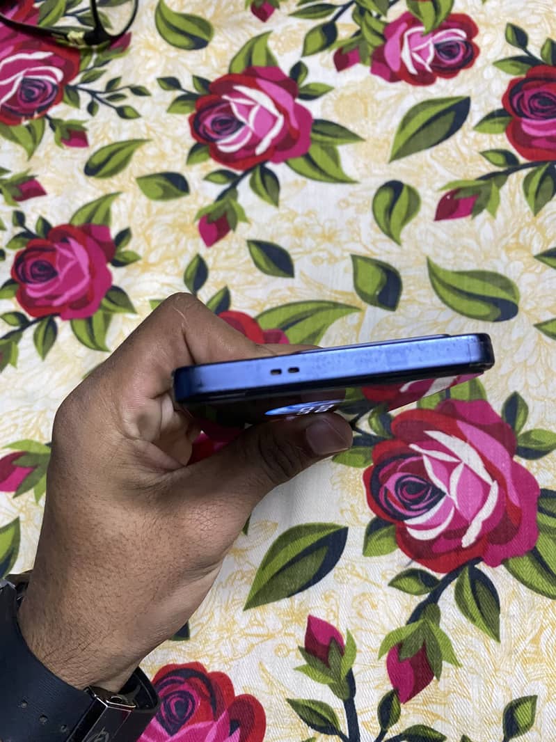 Infinix Note 30 Pro 4