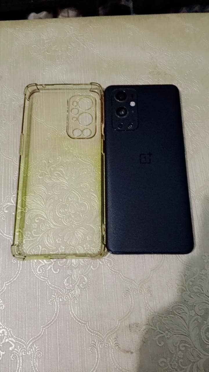 One Plus 9 Pro 5G 2