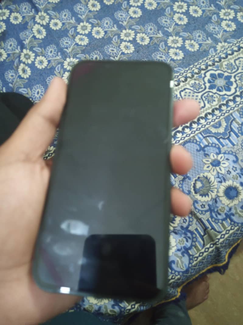 Apple iPhone 13 3