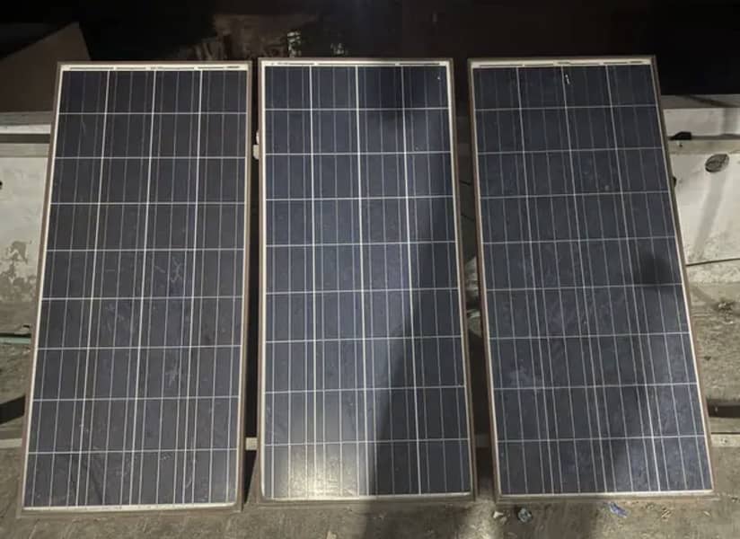 3 Solar Panels 0