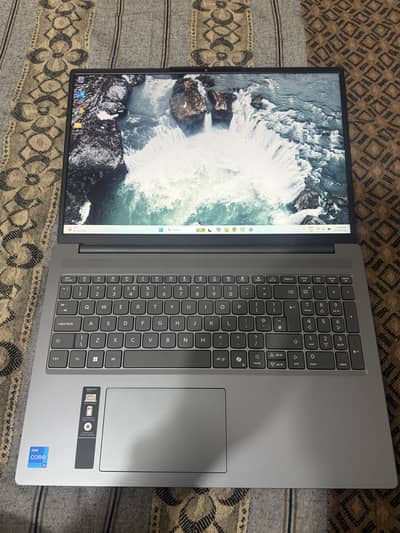 Lenovo IdeaPad Slim 3i