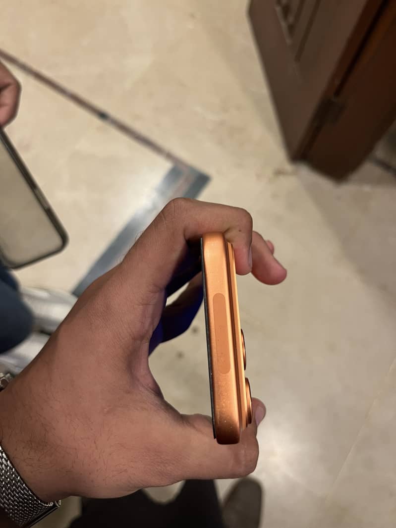 Apple iPhone 17 Pro Max 1