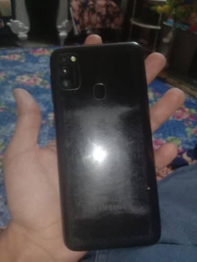 Samsung Mobile M21