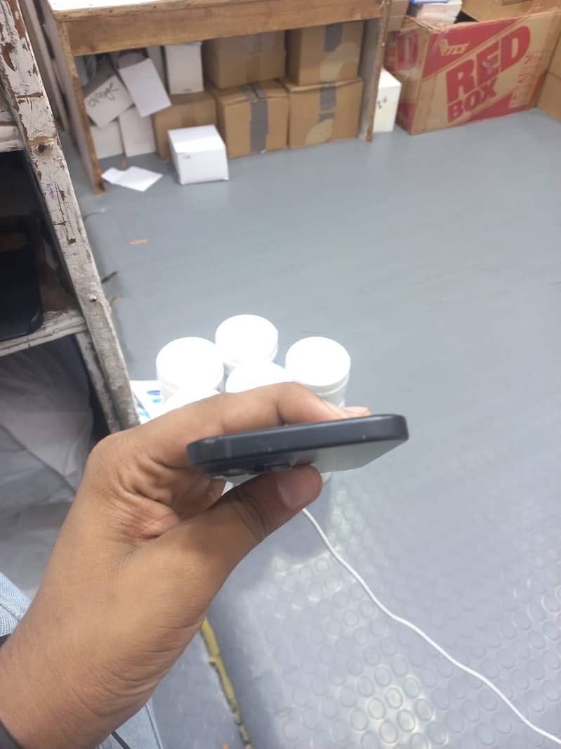Apple iPhone 15 2
