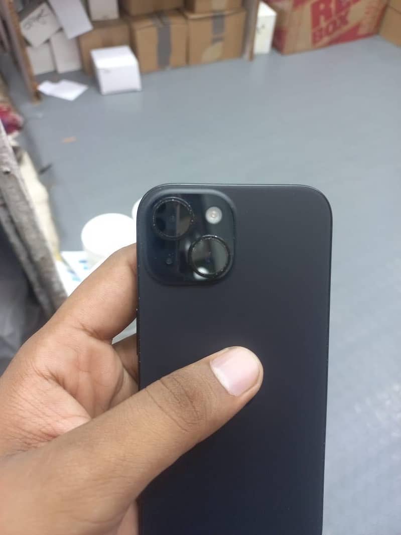 Apple iPhone 15 3