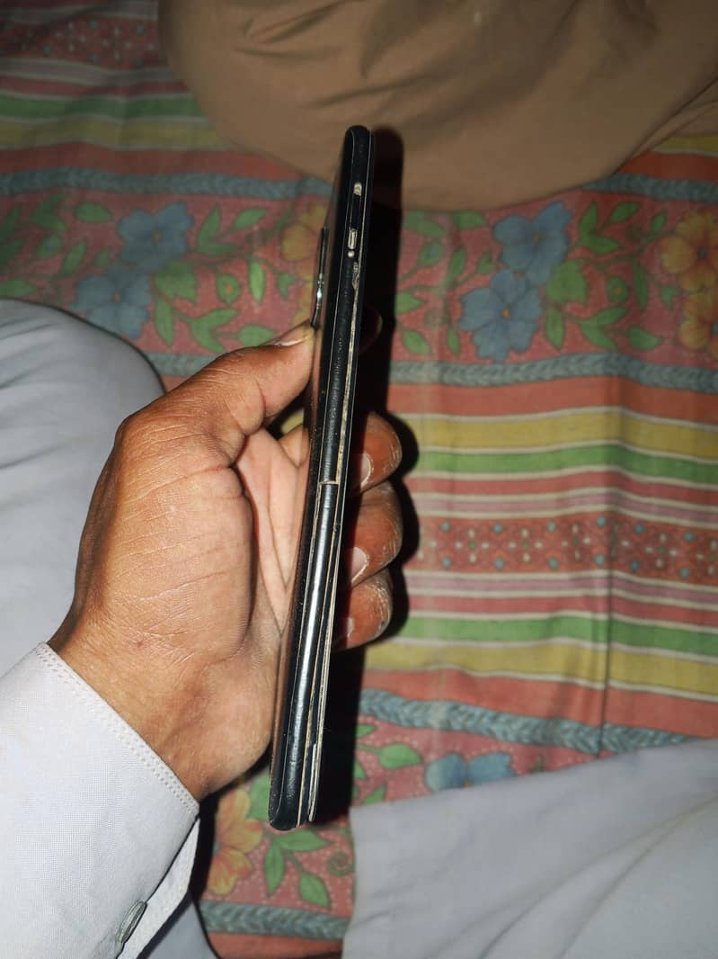OPPO A16e 4