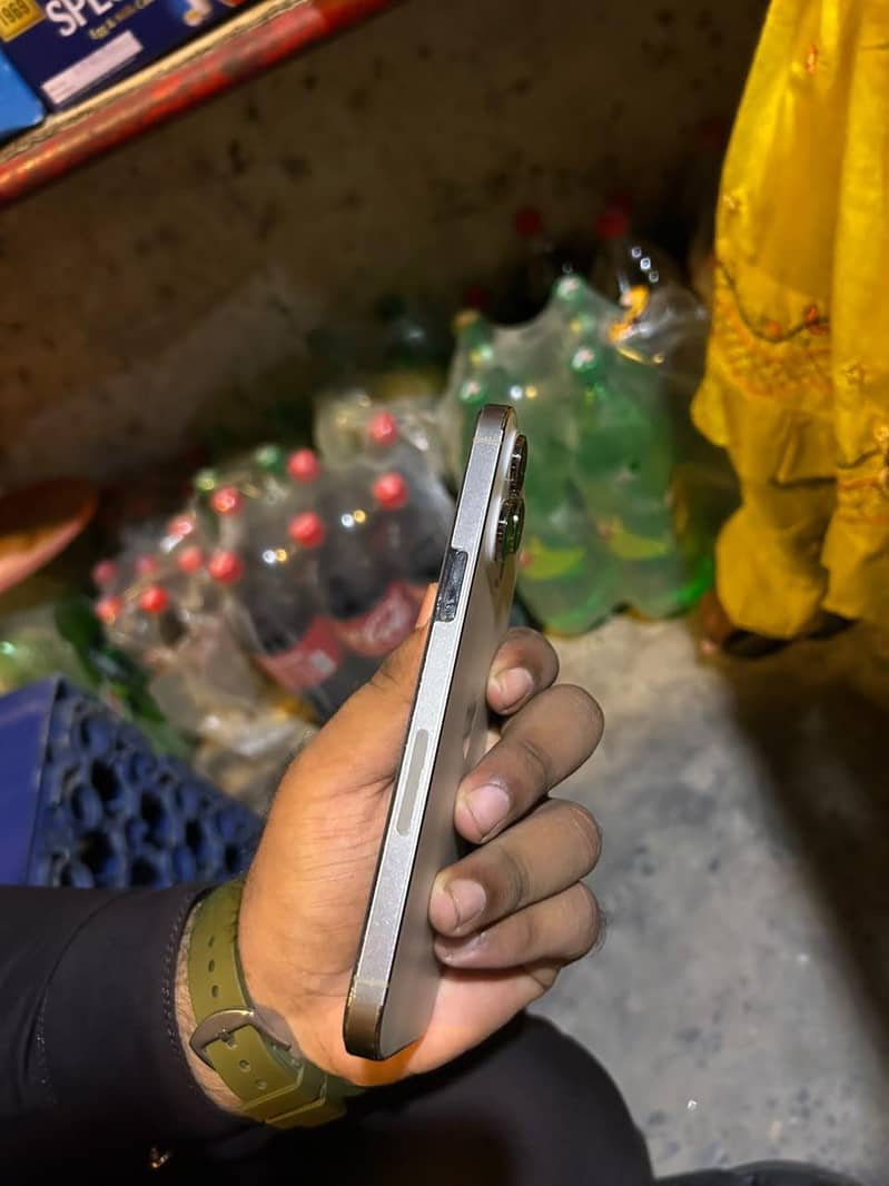iphone 14 pro max 3