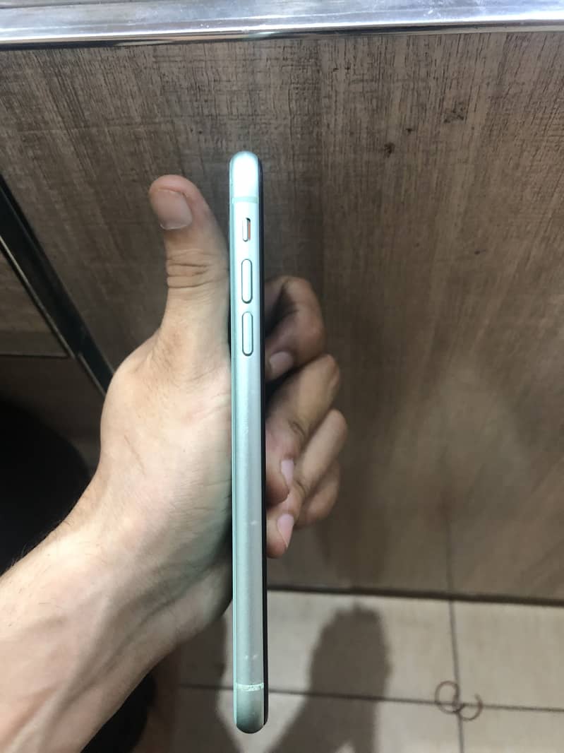 Apple iPhone 11 1