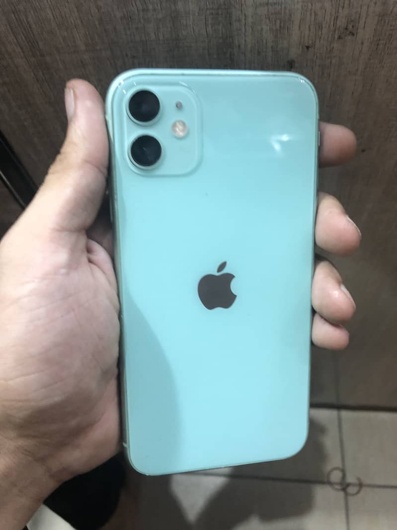 Apple iPhone 11 3