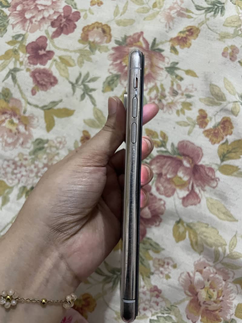 Apple iPhone X 2