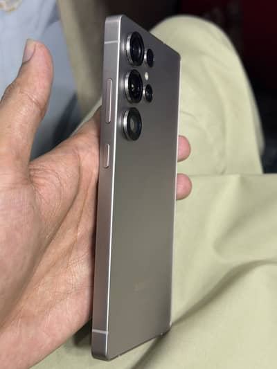 Samsung Mobile S25 Ultra