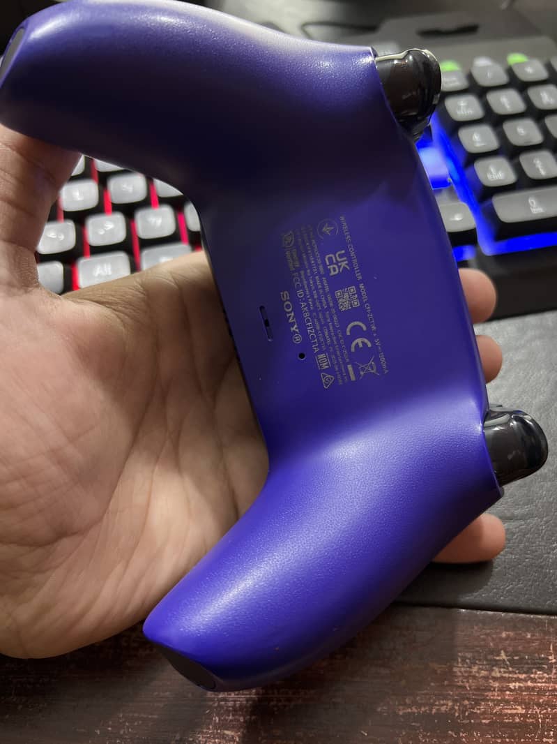 PlayStation 5 controller 1