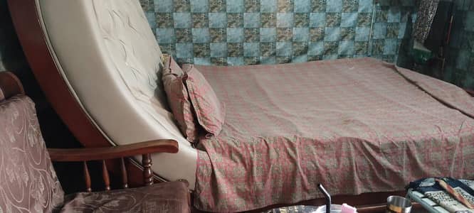 Jambo size Bed