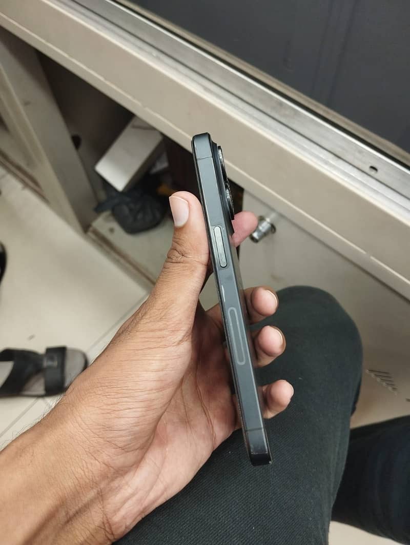 iphone 15pro 2