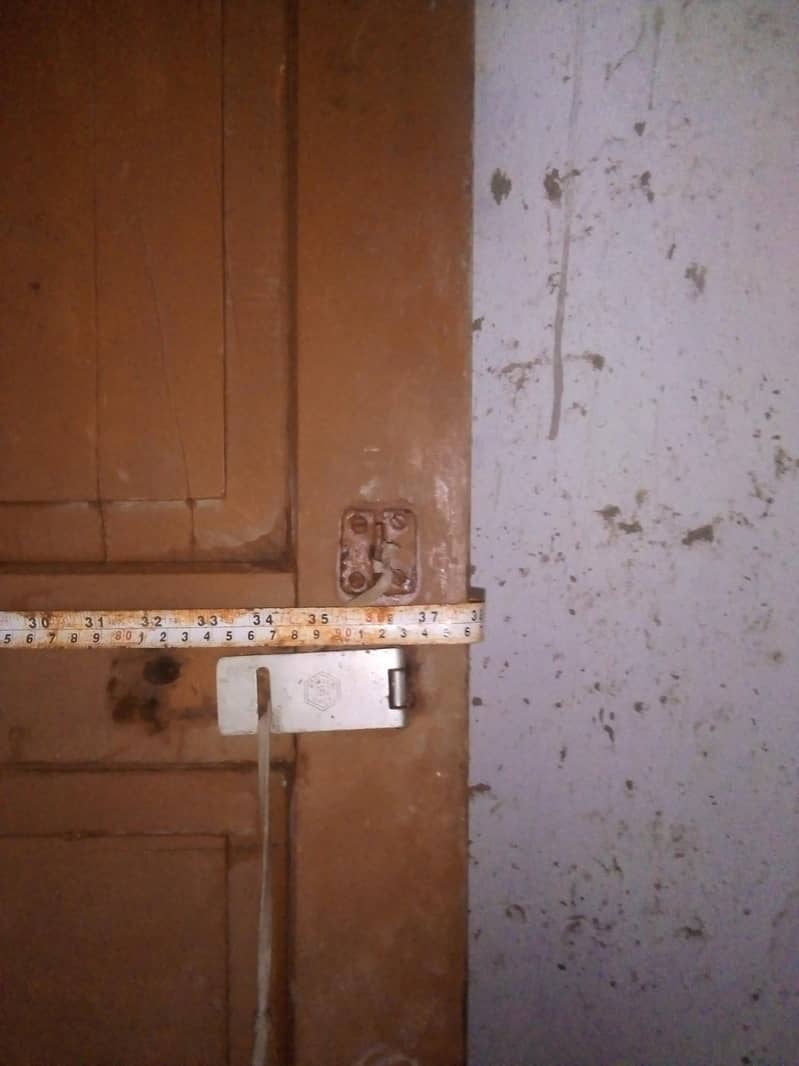 door. 4