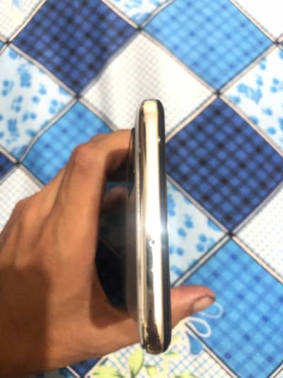 Samsung Mobile A51