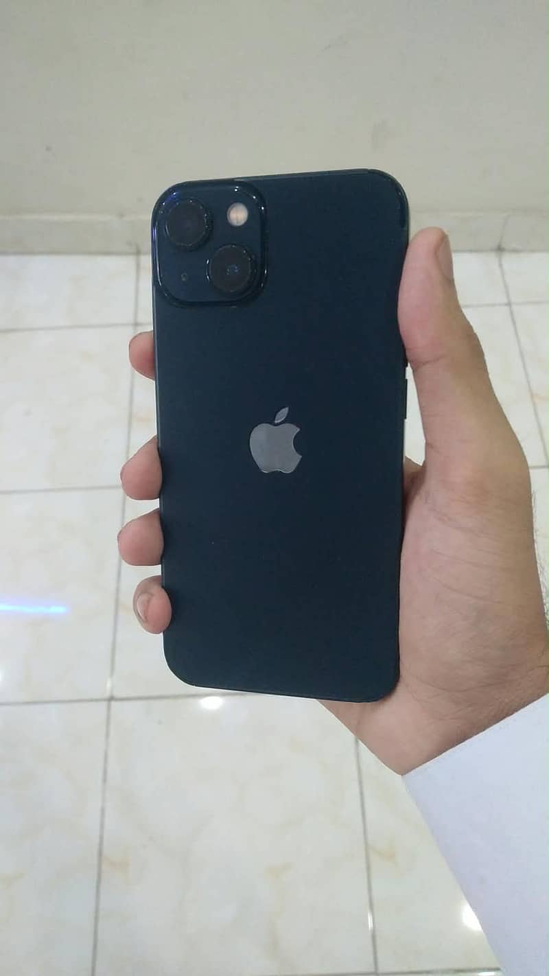 Apple iPhone 13 7