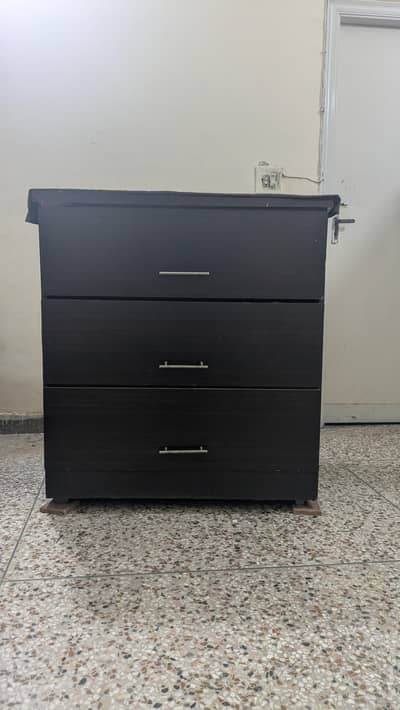 Chester drawer
