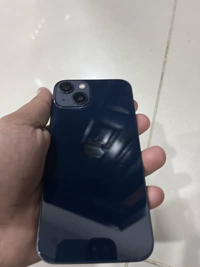Apple iPhone 13