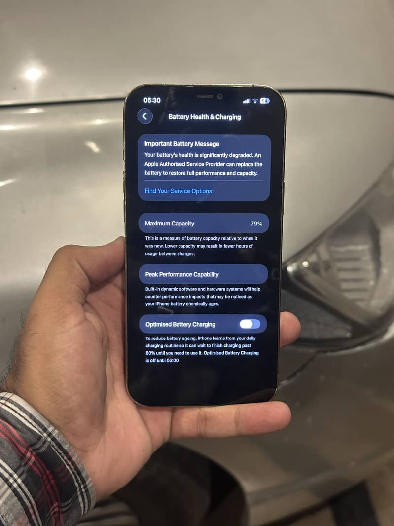 iphone 12 pro max sim working 3