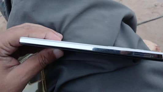 Vivo Y29