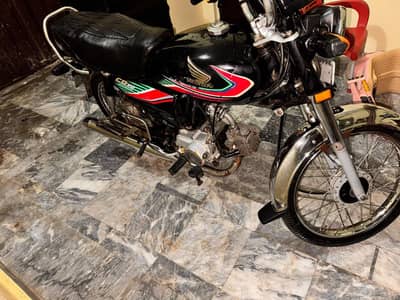 Honda CD 70 for sale 16 model
